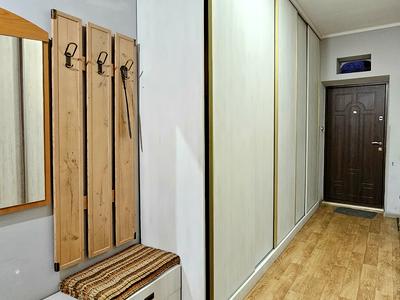 квартира за адресою Шота Руставелі вул., 32