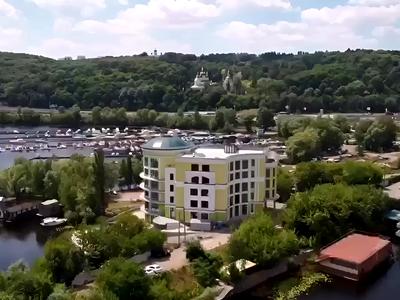 комерційна за адресою Набережно-Печерська дорога, 10