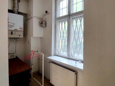комерційна за адресою Львів, Героїв УПА вул., 16