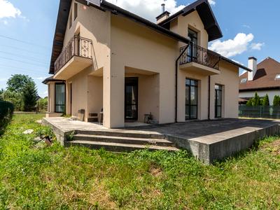 будинок за адресою Назарія Яремчука