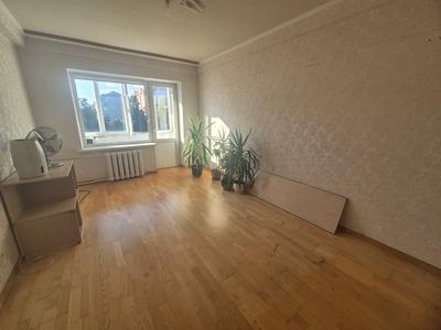 квартира за адресою Верховної Ради бульв., 24
