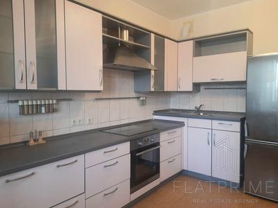 квартира за адресою Срібнокільська вул., 24