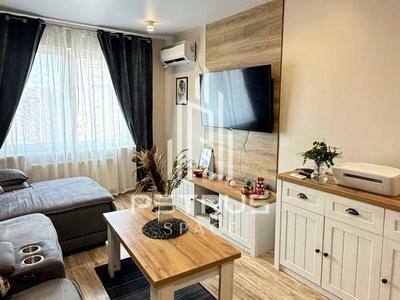 квартира за адресою Софії Русової вул., 3