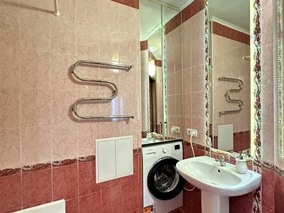 квартира за адресою Сім'ї Кульженків вул. (Петра Дегтяренка), 33