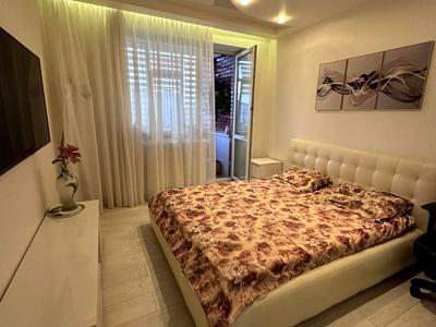 квартира за адресою Ревуцького вул., 9