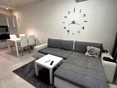 квартира за адресою Ревуцького вул., 9