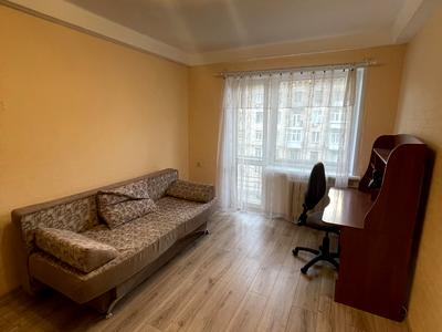 квартира за адресою Велика Васильківська вул. (Червоноармійська), 130