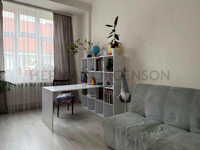 квартира за адресою Довженка, 6