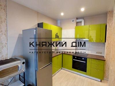 квартира за адресою Соборності просп. (Возз'єднання), 17