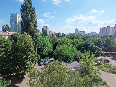 квартира за адресою Миколи Василенка вул., 13