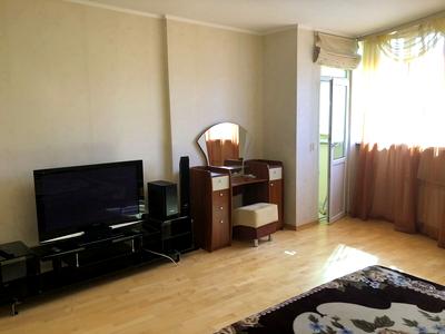 квартира за адресою Дніпровська набережна вул., 23