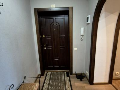 квартира за адресою Юності, 3