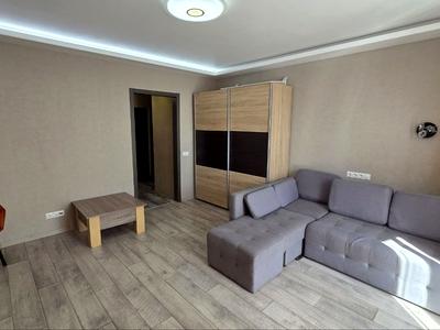 квартира за адресою Драгоманова вул., 2-Б
