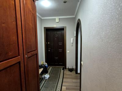 квартира за адресою Юності, 3
