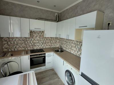 квартира за адресою Дорошенка вул., 7