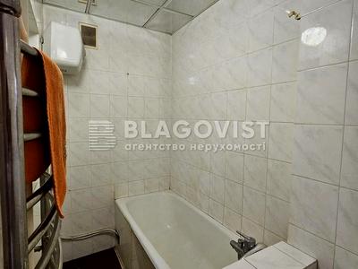квартира за адресою Оболонська вул., 12