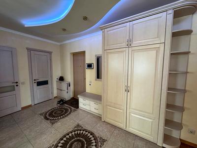квартира за адресою Анатолія Петрицького вул., 17-А