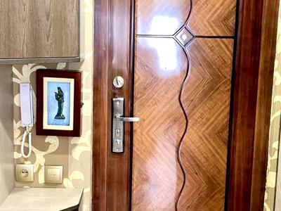 квартира за адресою Космонавтів, 80