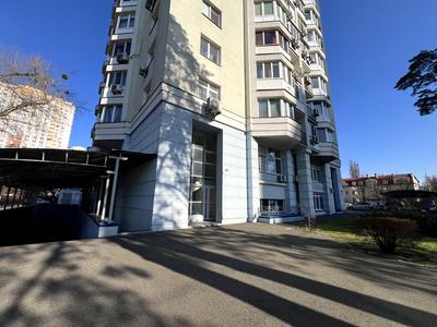 комерційна за адресою Краківська вул., 15/17