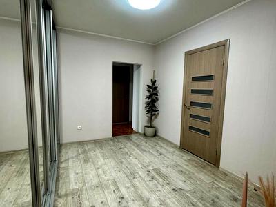 квартира за адресою Йорданська вул. (Лайоша Гавро), 11-Д