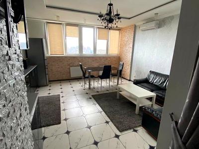 квартира за адресою Наталії Ужвій вул., 12