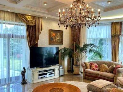 будинок за адресою Горіхова вул., 27