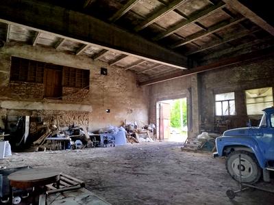 комерційна за адресою Громадська, 1/3