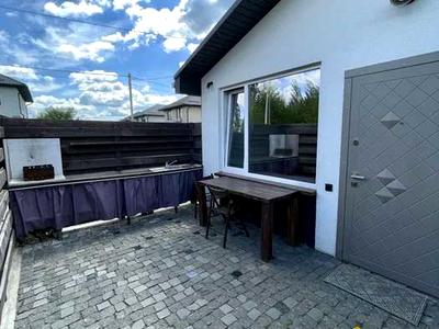 квартира за адресою Абрикосова, 28а
