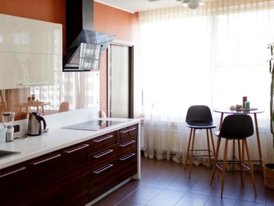 квартира за адресою Літературна вул., 1а