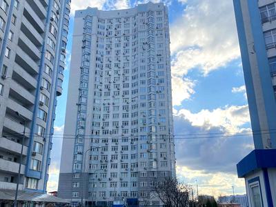 квартира за адресою Миколи Бажана просп., 8-Б