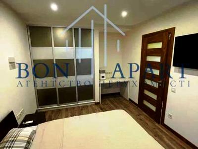 квартира за адресою Джона Маккейна вул. (Івана Кудрі), 7