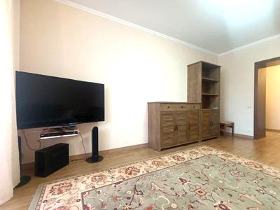 квартира за адресою Захарівська вул., 10