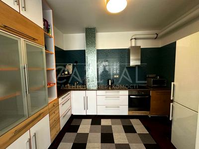 квартира за адресою Дмитрівська вул., 75