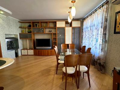 квартира за адресою Інститутська вул., 16