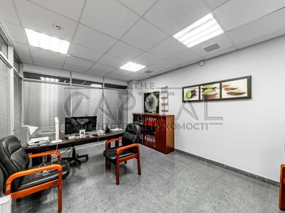 комерційна за адресою Болсуновська вул. (Сергія Струтинського), 8