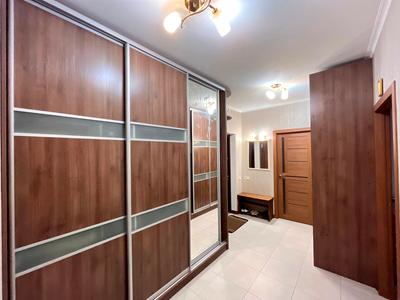 квартира за адресою Ревуцького вул., 40