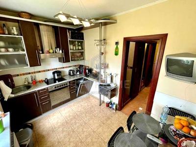 квартира по адресу Анны Ахматовой ул., 4