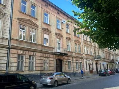 квартира за адресою Шептицьких вул., 42