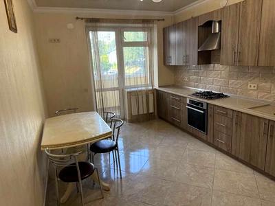квартира за адресою Плугова вул., 10