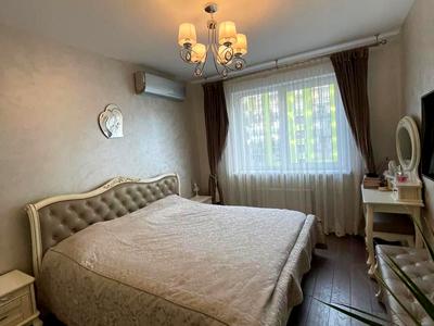 квартира за адресою Угорська вул., 12