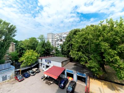 коммерческая по адресу Евгения Коновальца ул. (Щорса), 31