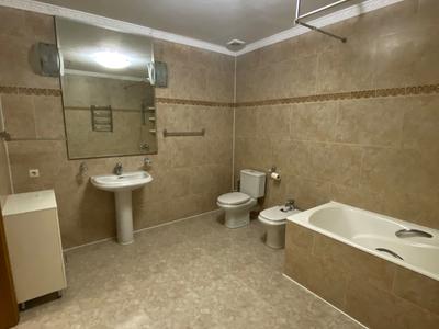 квартира за адресою Кропивницького вул., 10