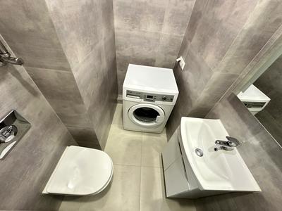 квартира за адресою Українська вул., 83б