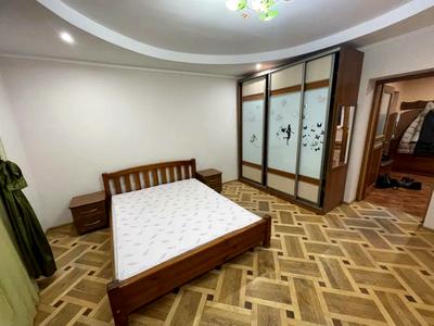 квартира за адресою Івана Кавалерідзе вул. (), 23
