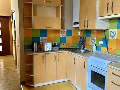 квартира за адресою Водна вул., 4