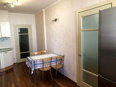 квартира за адресою Дніпровська набережна вул., 23