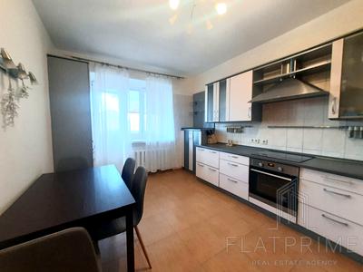 квартира за адресою Срібнокільська вул., 24