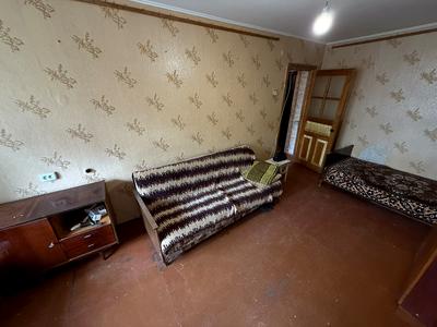 квартира за адресою Івана Нечуя-Левицького вул., 24