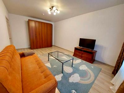 квартира за адресою Літературна вул., 12