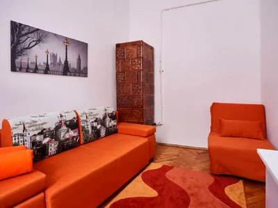 квартира за адресою Піскова вул., 10